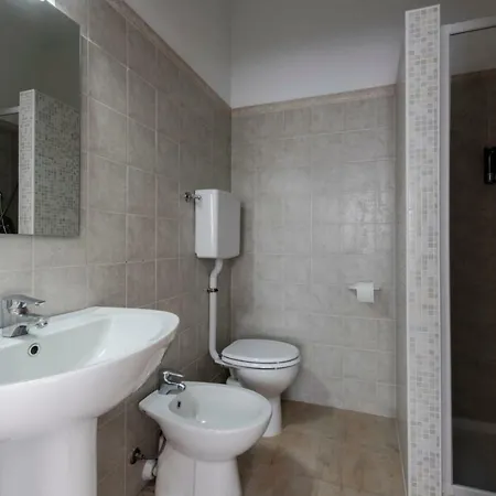 Affitta Elena Guest house Cola (Verona)