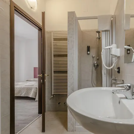 Affitta Elena Affittacamere Colà